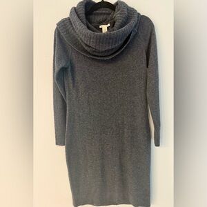 White + Warren Charcoal Turtleneck Tunic 100% cashmere